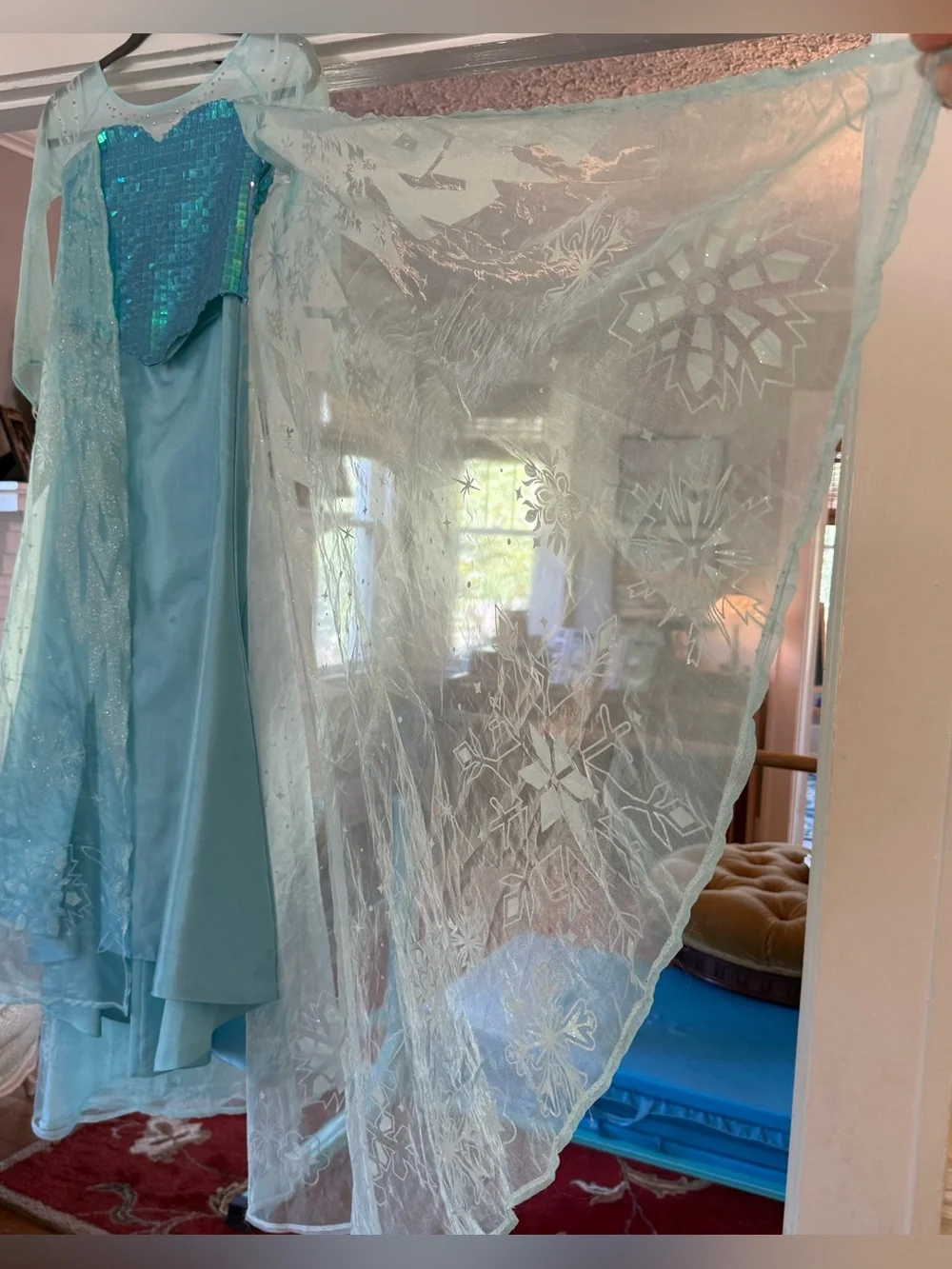 Chasing Fireflies Disney Frozen Ultimate Elsa Costume Sz 7 8 Long Dress w/ Train